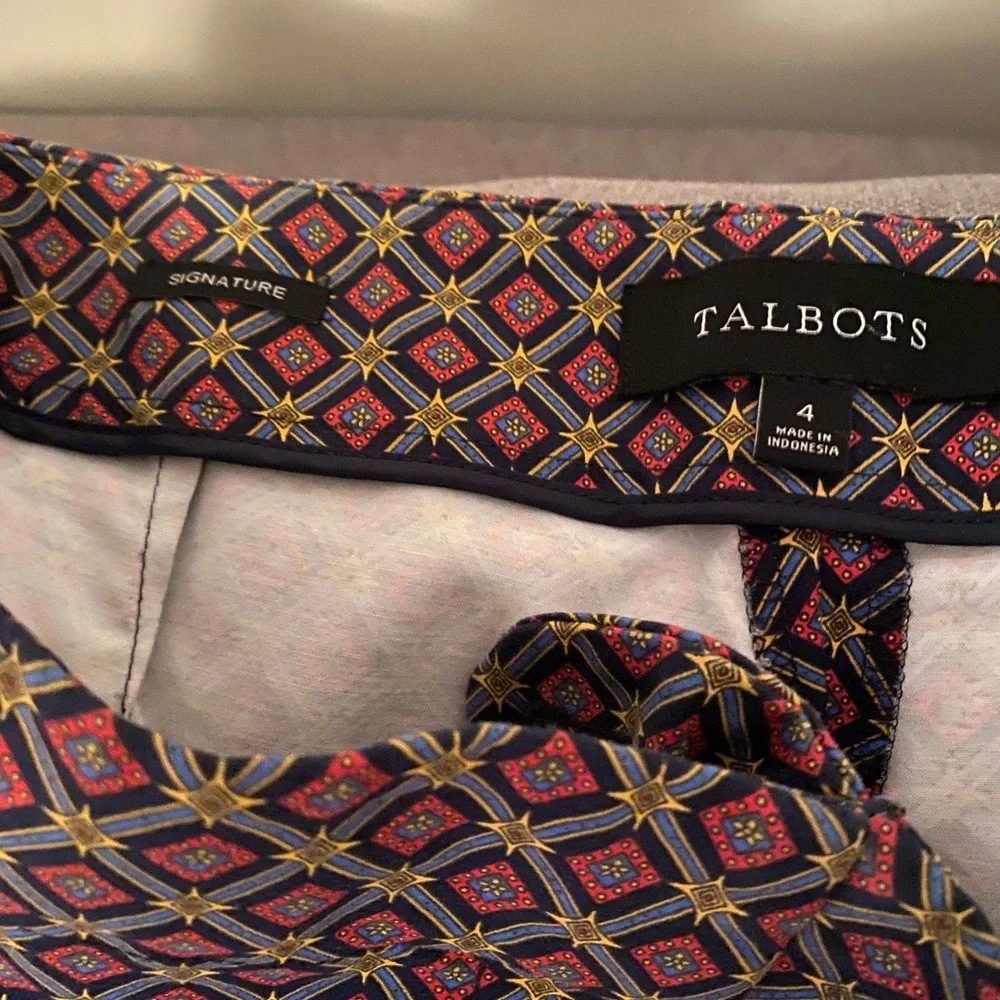 Talbot’s Signature Ladies Slacks, 98% Cotton, Size: 4 - Picture 2 of 3